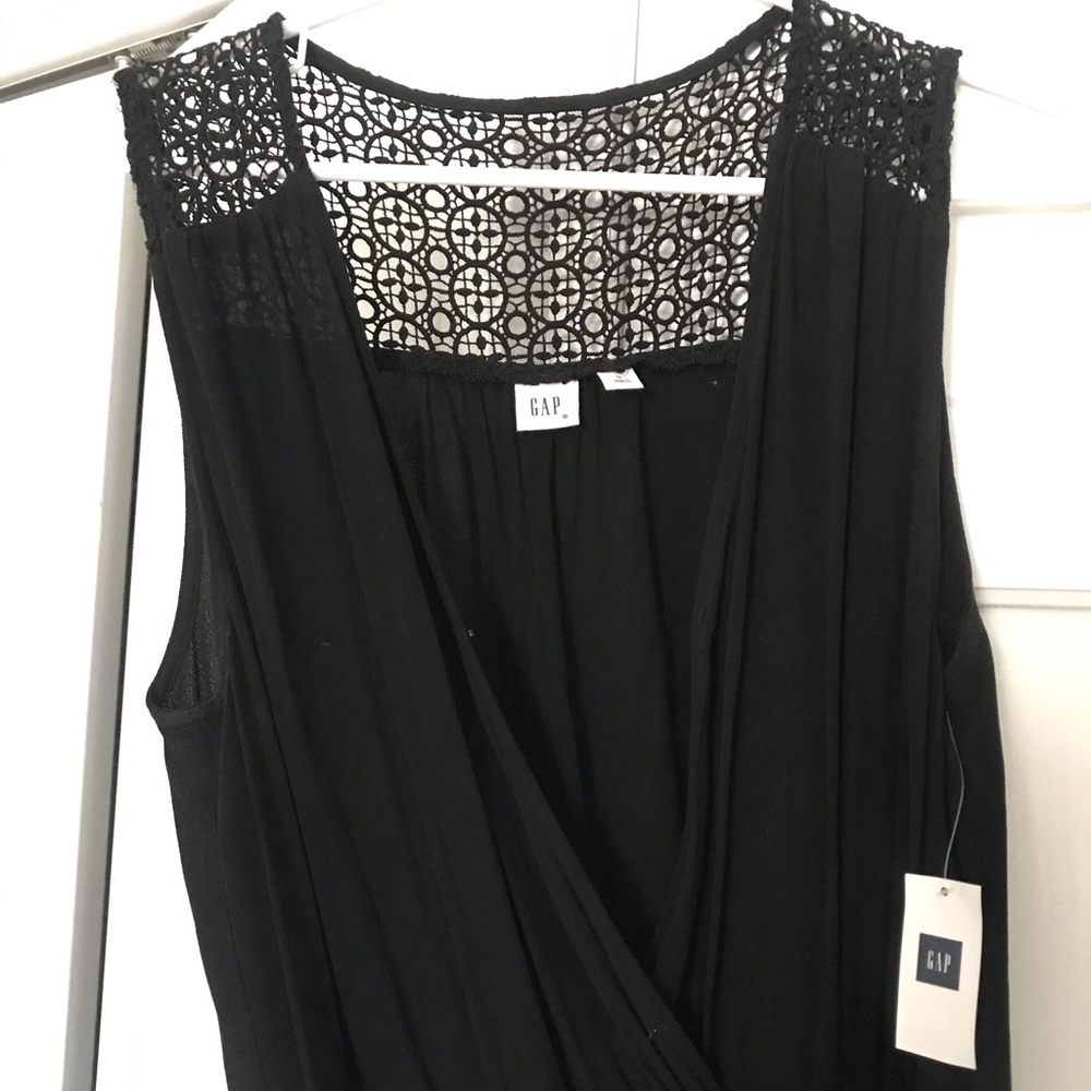 NEW GAP Sleeveless Wrap Tie Crochet Back Jumpsuit - Picture 8 of 9